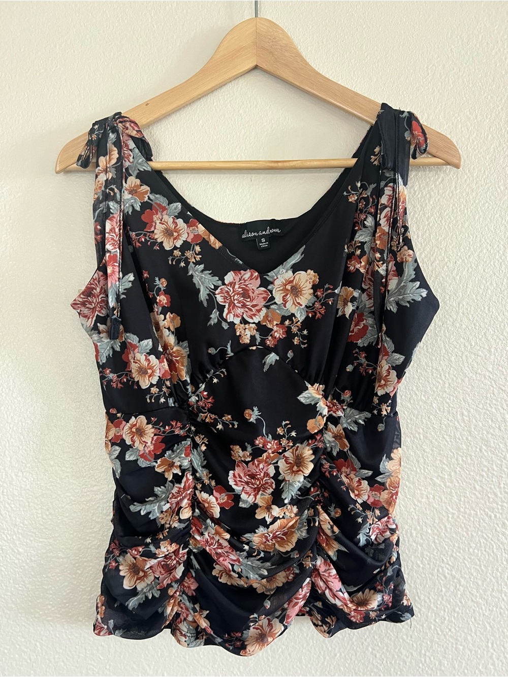 Floral Ruched Black Sleeveless Top